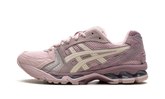 GEL KAYANO 14 WMNS "BARELY ROSE CREAM" 1202A105 700
