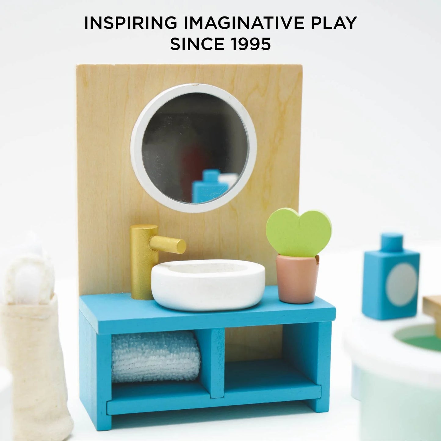 Wooden Dolls house Bathroom Furniture