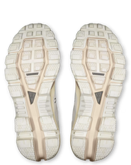 On Running Cloudventure 2 LOEWE Eggshell