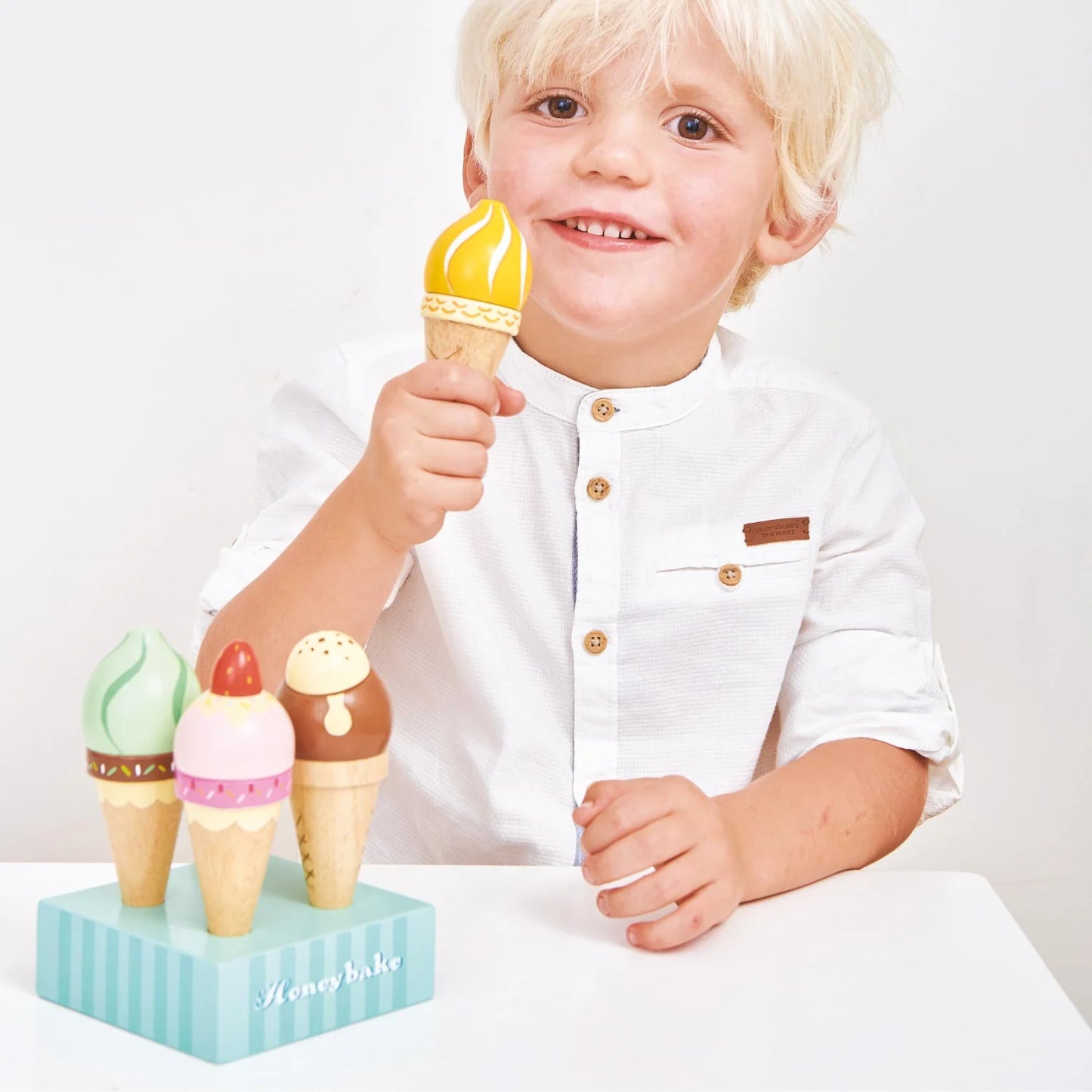 Wooden Ice Cream Cones Set