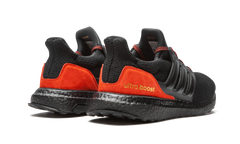 Ultraboost "Core Black / Red Suede" FW4899